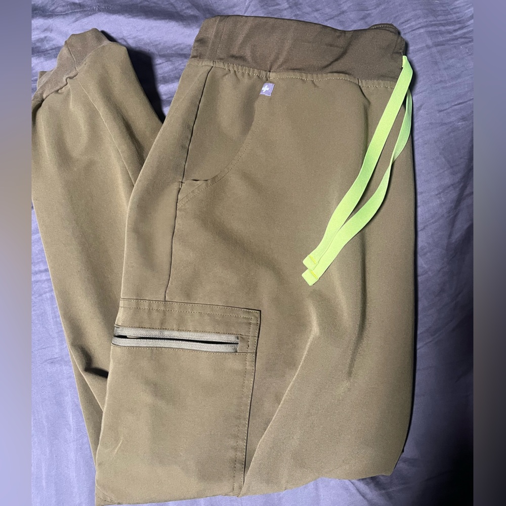 Figs scrub pants